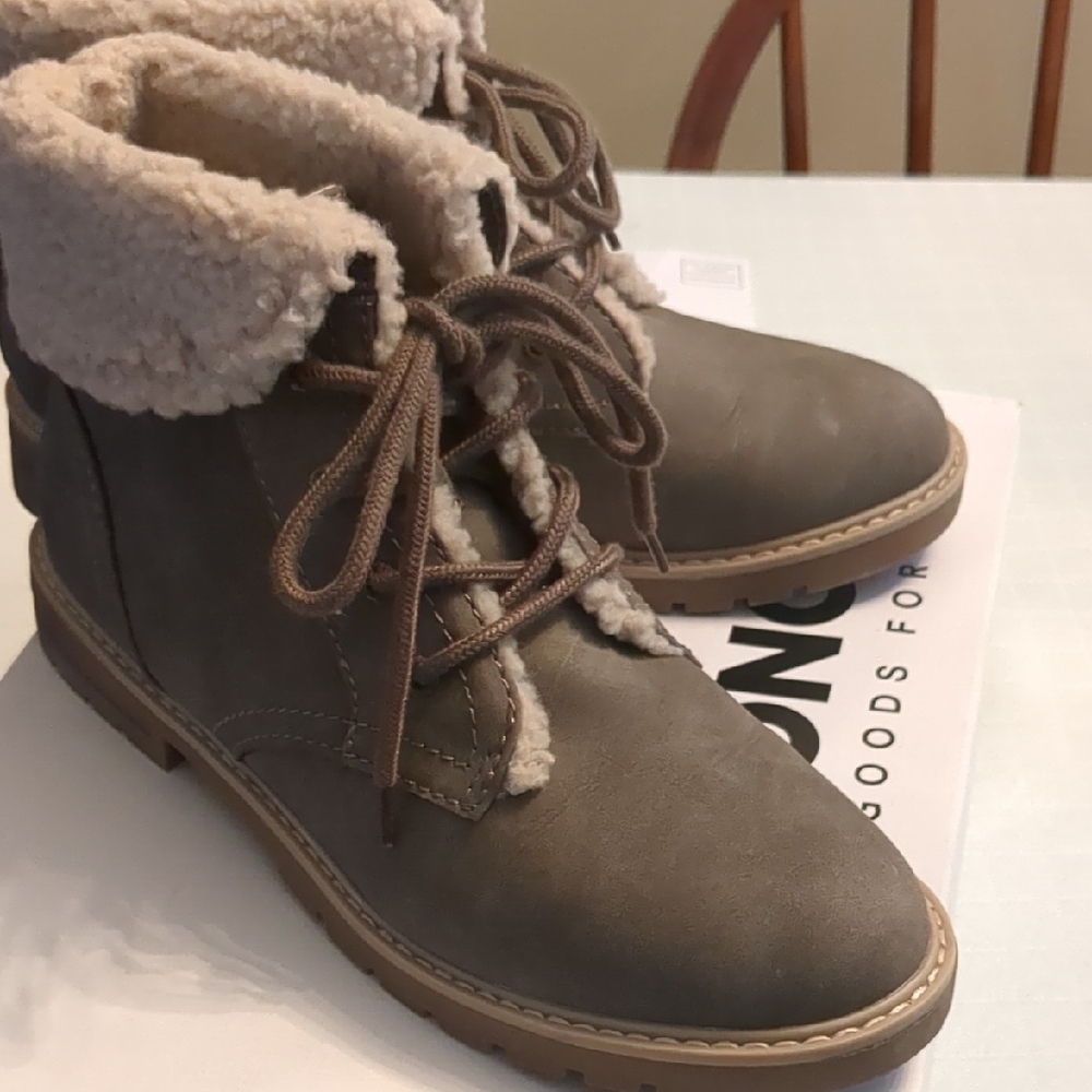 Sonoma Women's Lace Up Boots - Brown and Cream